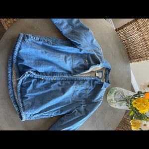 Warm shirt/jacket - Men’s size Medium.